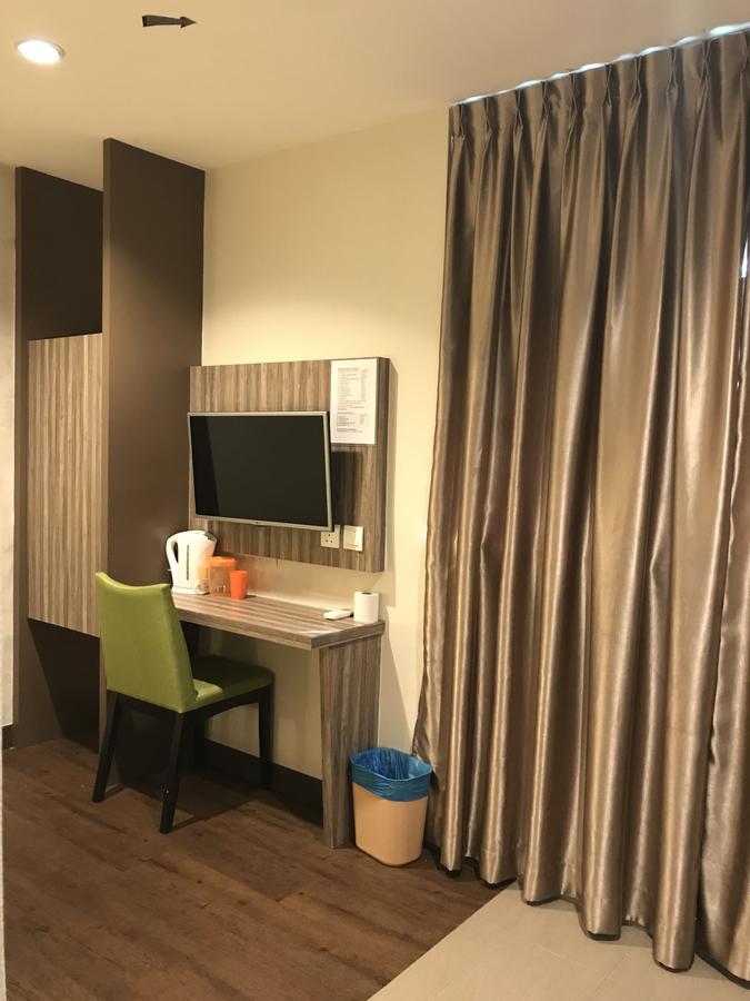 Victory Hotel Johor Bahru Zewnętrze zdjęcie