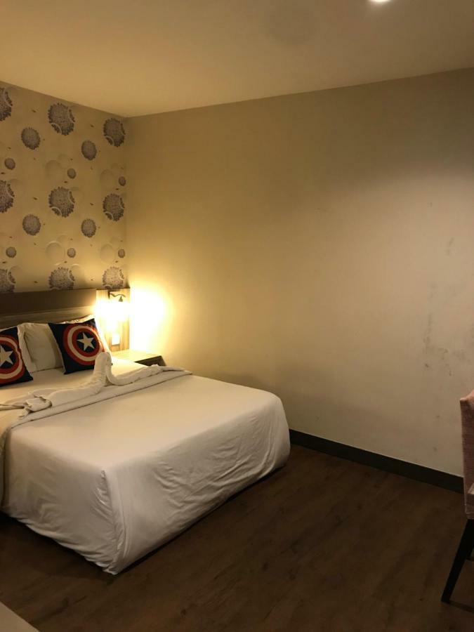 Victory Hotel Johor Bahru Zewnętrze zdjęcie