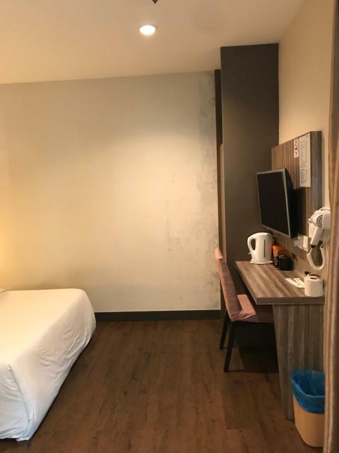 Victory Hotel Johor Bahru Zewnętrze zdjęcie